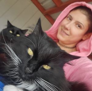 Meet your Posher, Desiree